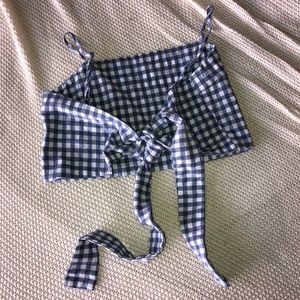 Brandy Melville ties top